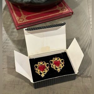 Vintage Avon Festive Heart Earrings - Gold - Pierced Ears!